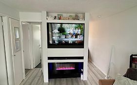 Norfolk Nest 2 Bedroom Chalet New Media Wall